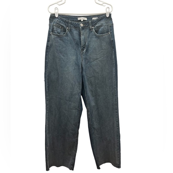 A Beautiful Soul High Rise Wide Leg Raw Hem 5 Pocket Mom Jeans Size 14 - Picture 1 of 7